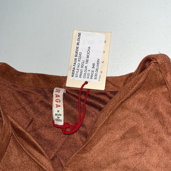 Raga size small brown faux suede long sleeve peasant style NWOT - Picture 6 of 12